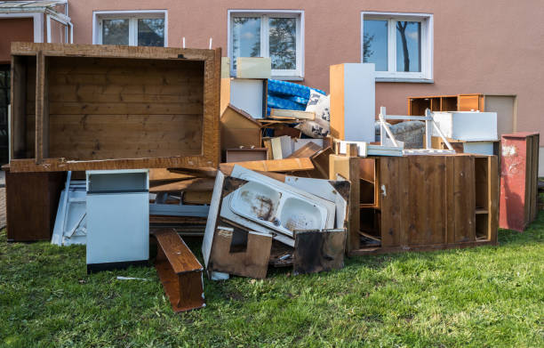 Best Yard Cleanup Services  in Union City, GA